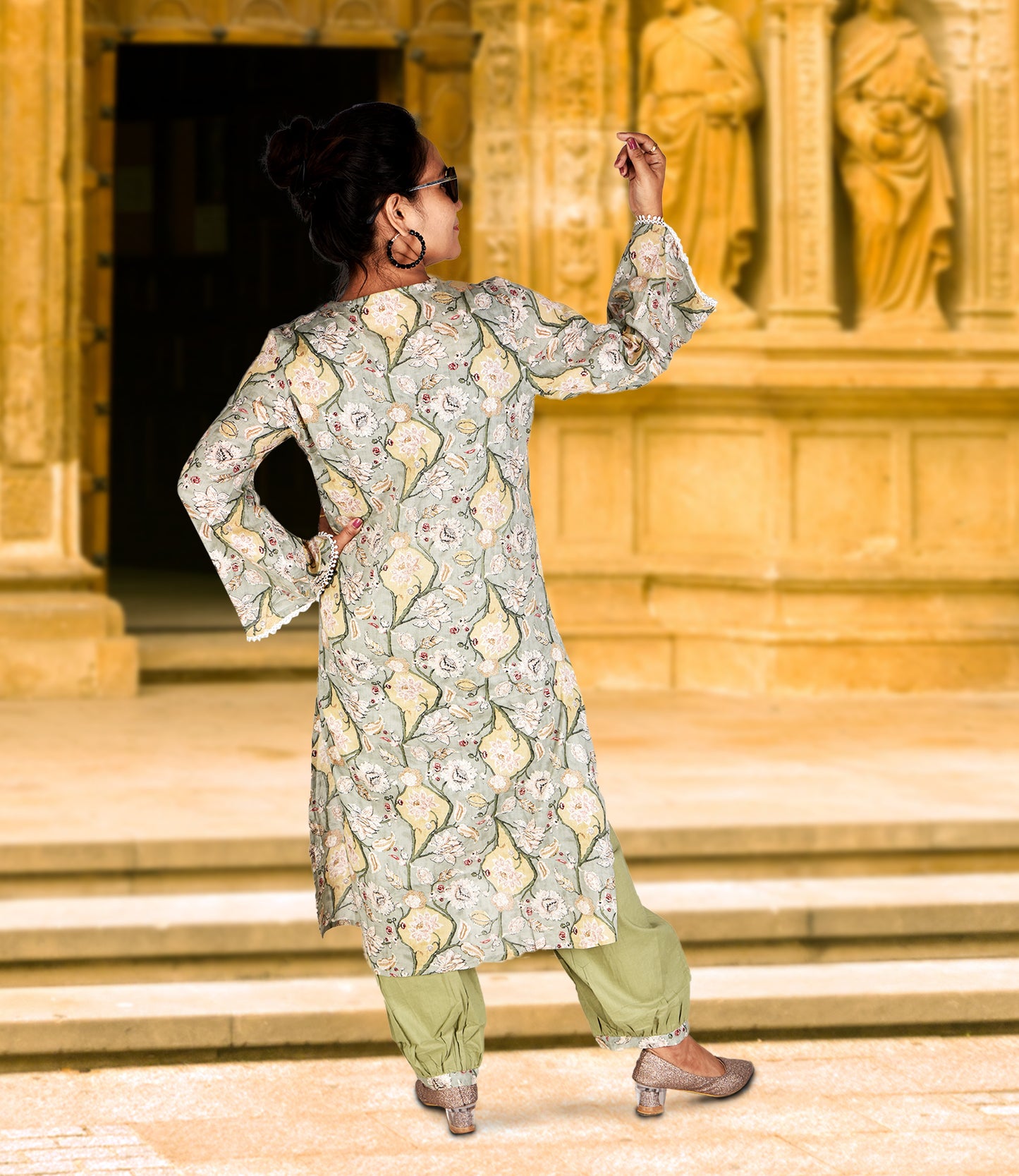 Sea Green Muslin Kurta and Matching Pant Set