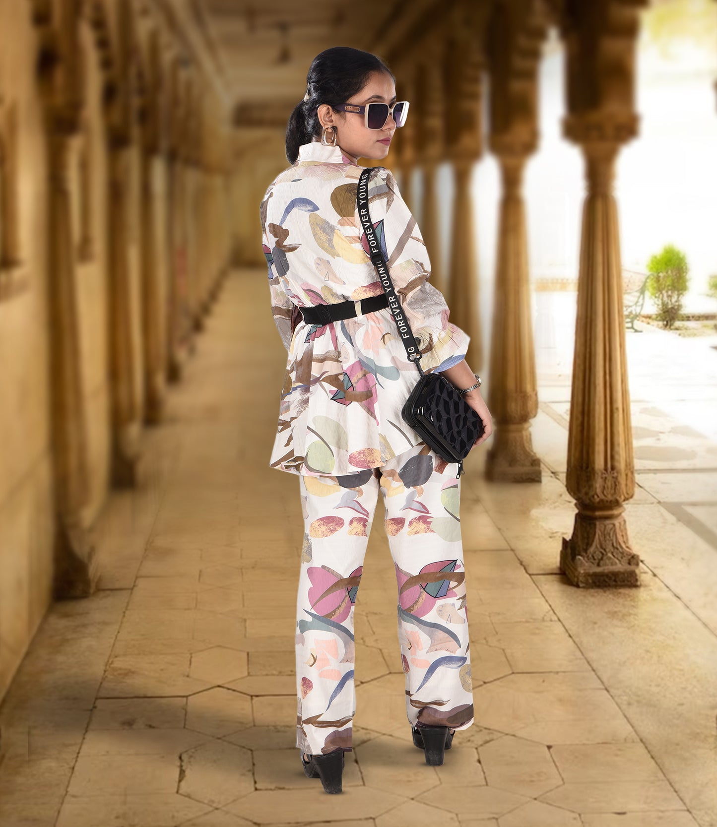 White Multicolor Flower Print Co-ord Set (2-Piece Set) with Detachable Belt