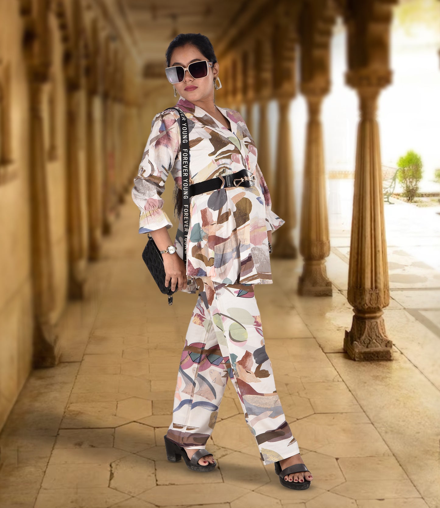 White Multicolor Flower Print Co-ord Set (2-Piece Set) with Detachable Belt