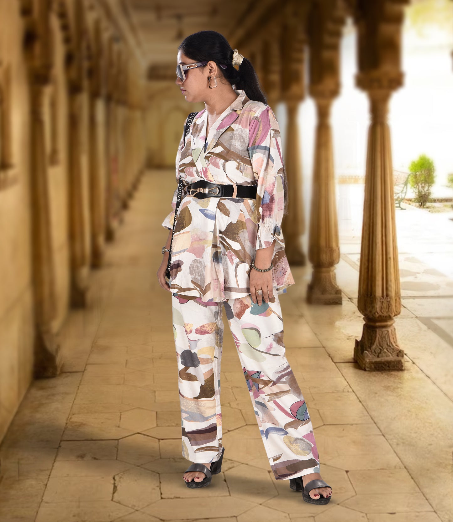 White Multicolor Flower Print Co-ord Set (2-Piece Set) with Detachable Belt