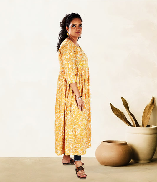 Yellow Ethnic Motifs Front Slit Anarkali Kurta