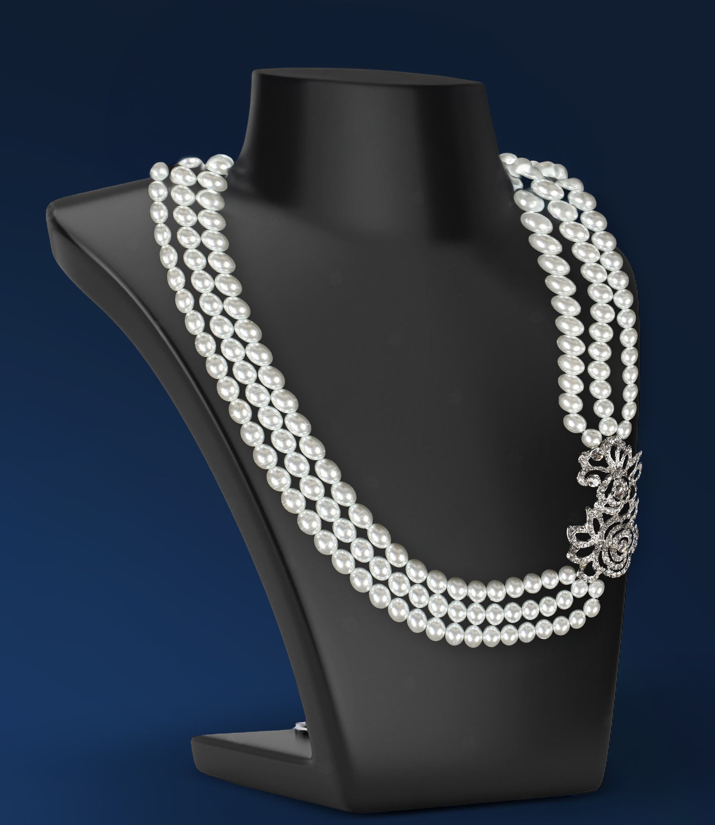 Shiny Multi-Layer White Pearl Magnetic Necklace