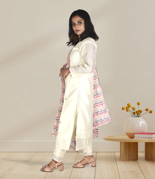 Off-White Embroidery Work Kurta, Trousers, and Dupatta Set